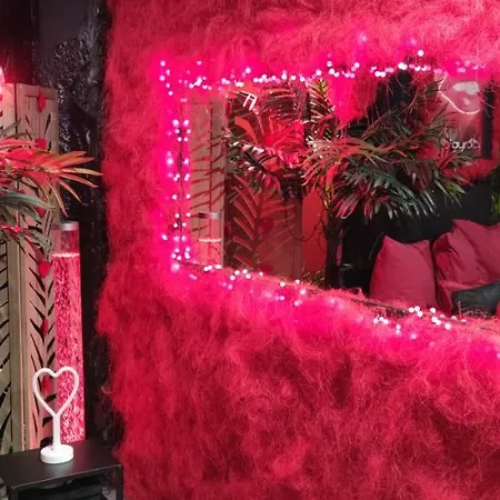 Loft Romantique Hammam Privatif Playroom 4*