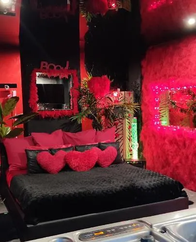 Loft Romantique Hammam Privatif Playroom Panzió 4*